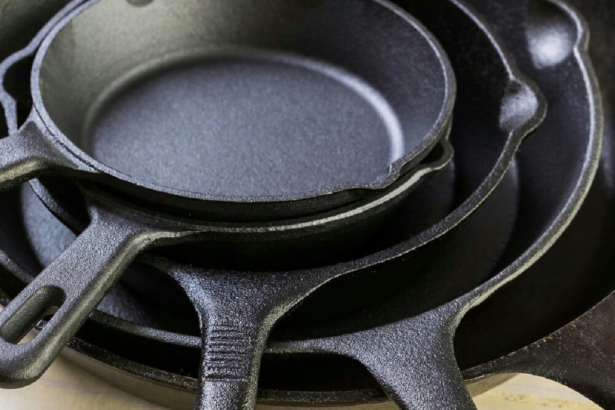 Errori da evitare per ridare brillantezza alle padelle antiaderenti in pochi minuti